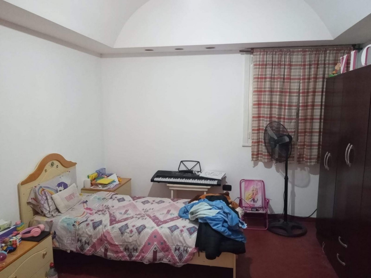 CASA QUINTA 4 AMB. LOTE 1.200 M.