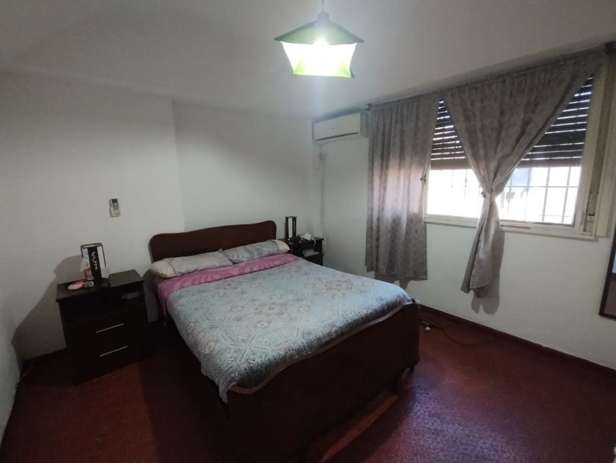 CASA QUINTA 4 AMB. LOTE 1.200 M.