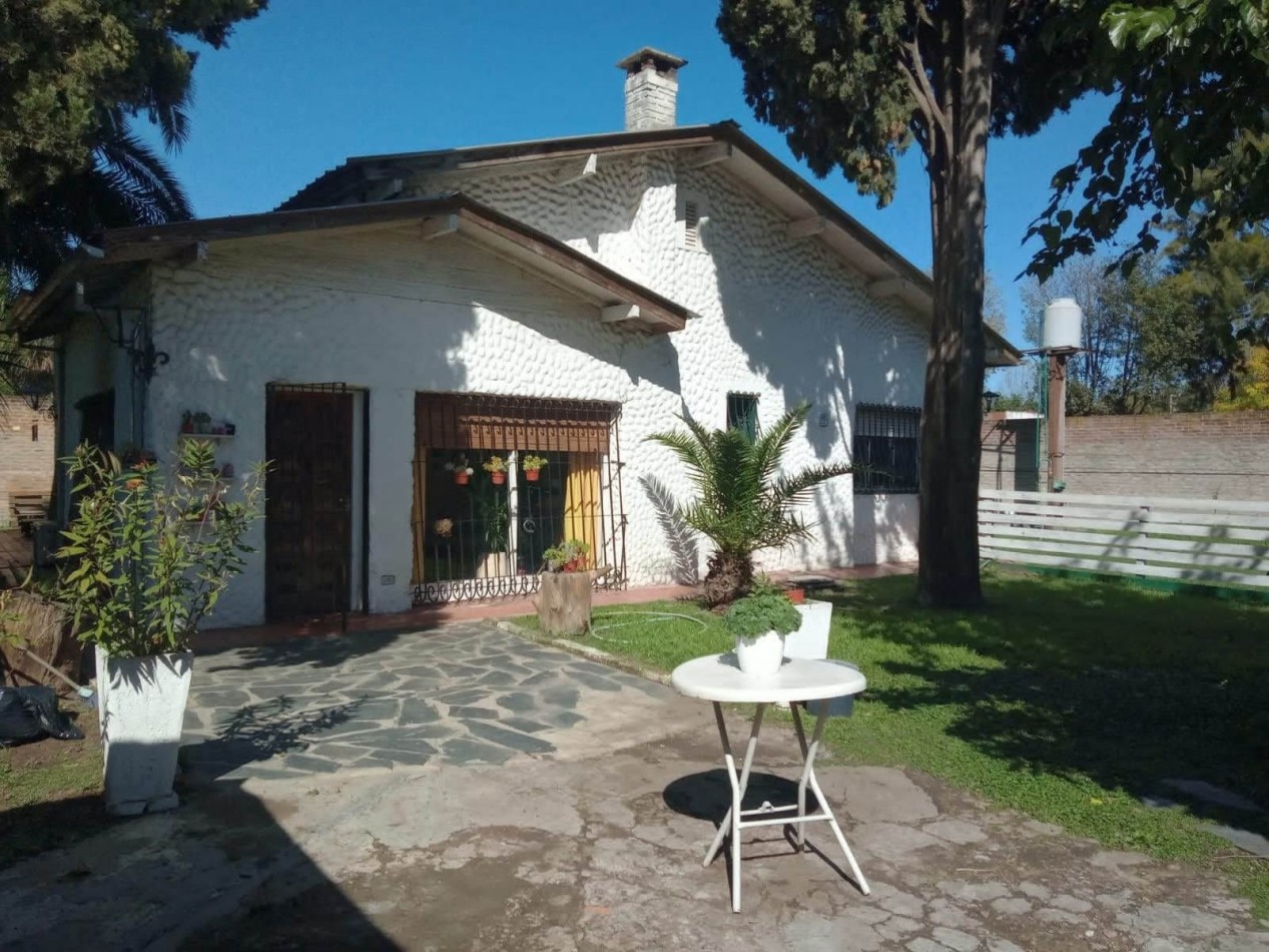 CASA QUINTA 4 AMB. LOTE 1.200 M.