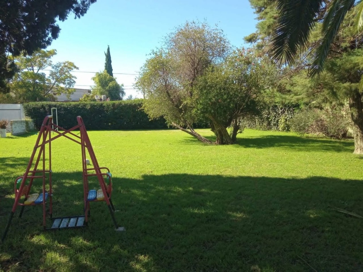 CASA QUINTA 4 AMB. LOTE 1.200 M.