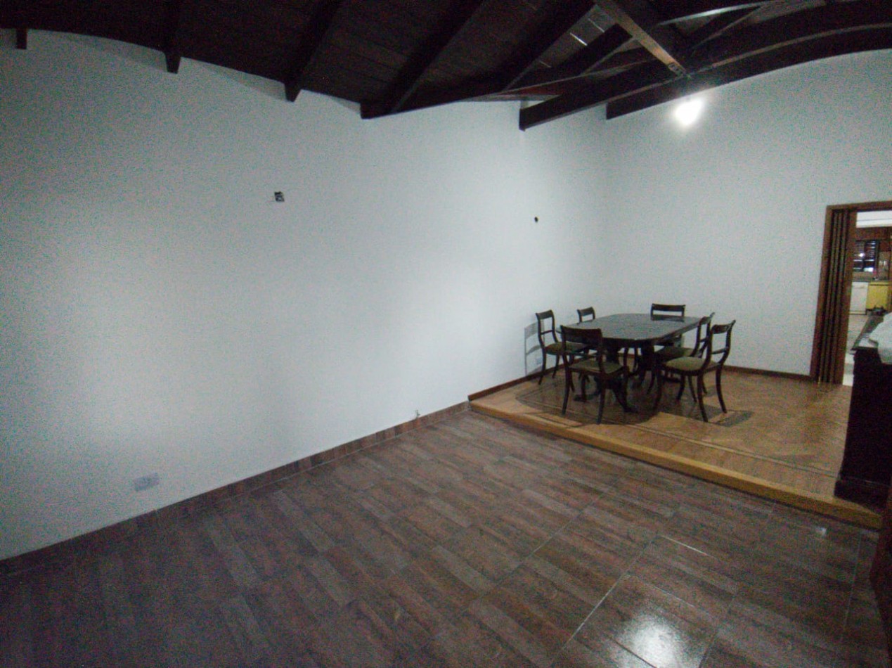 CHALET 3 AMB. GARAGE 2 VEHICULOS/ PATIO