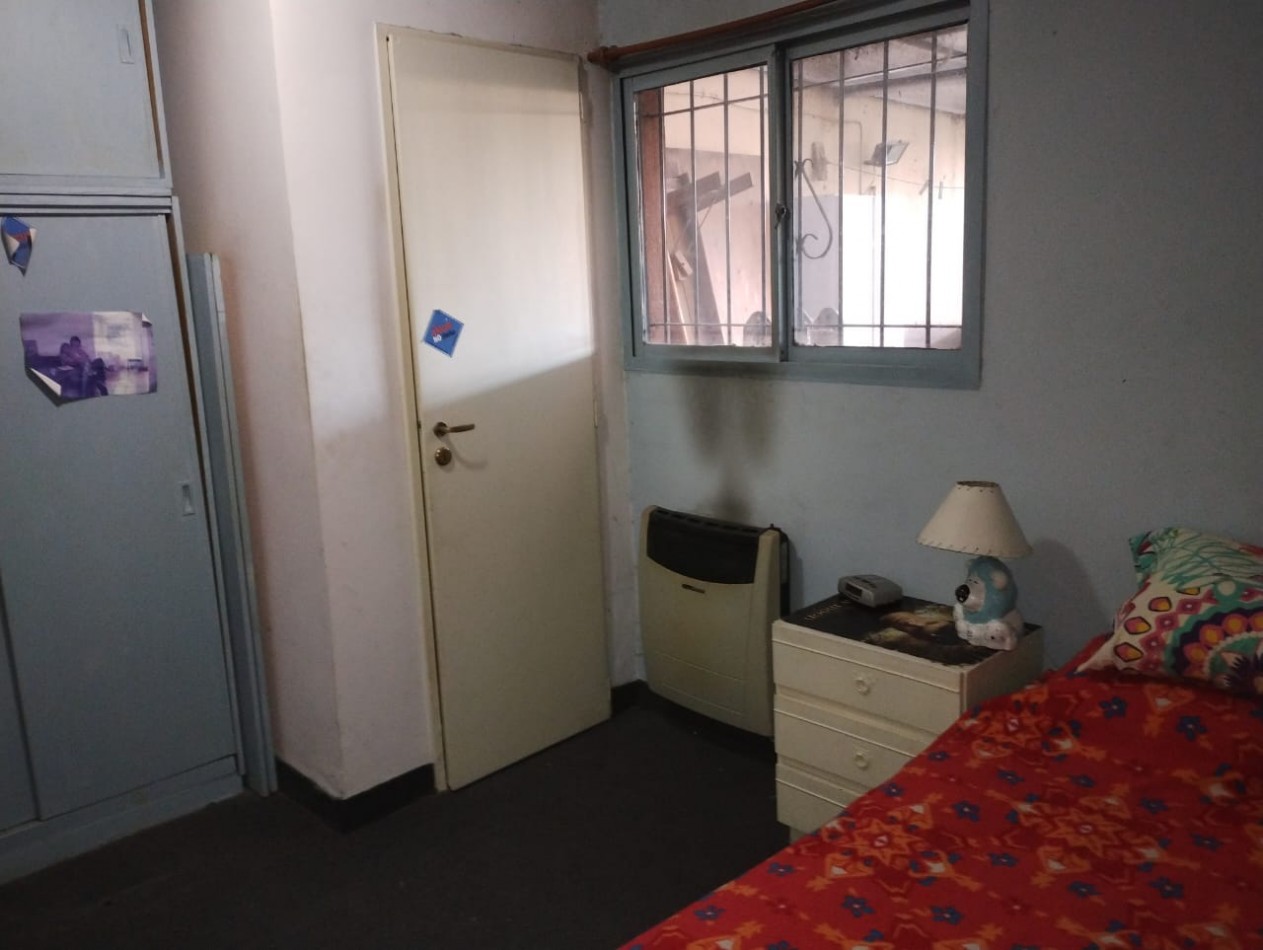 CASA 4 AMB. JARDIN Y COCHERA ( DON TORCUATO)