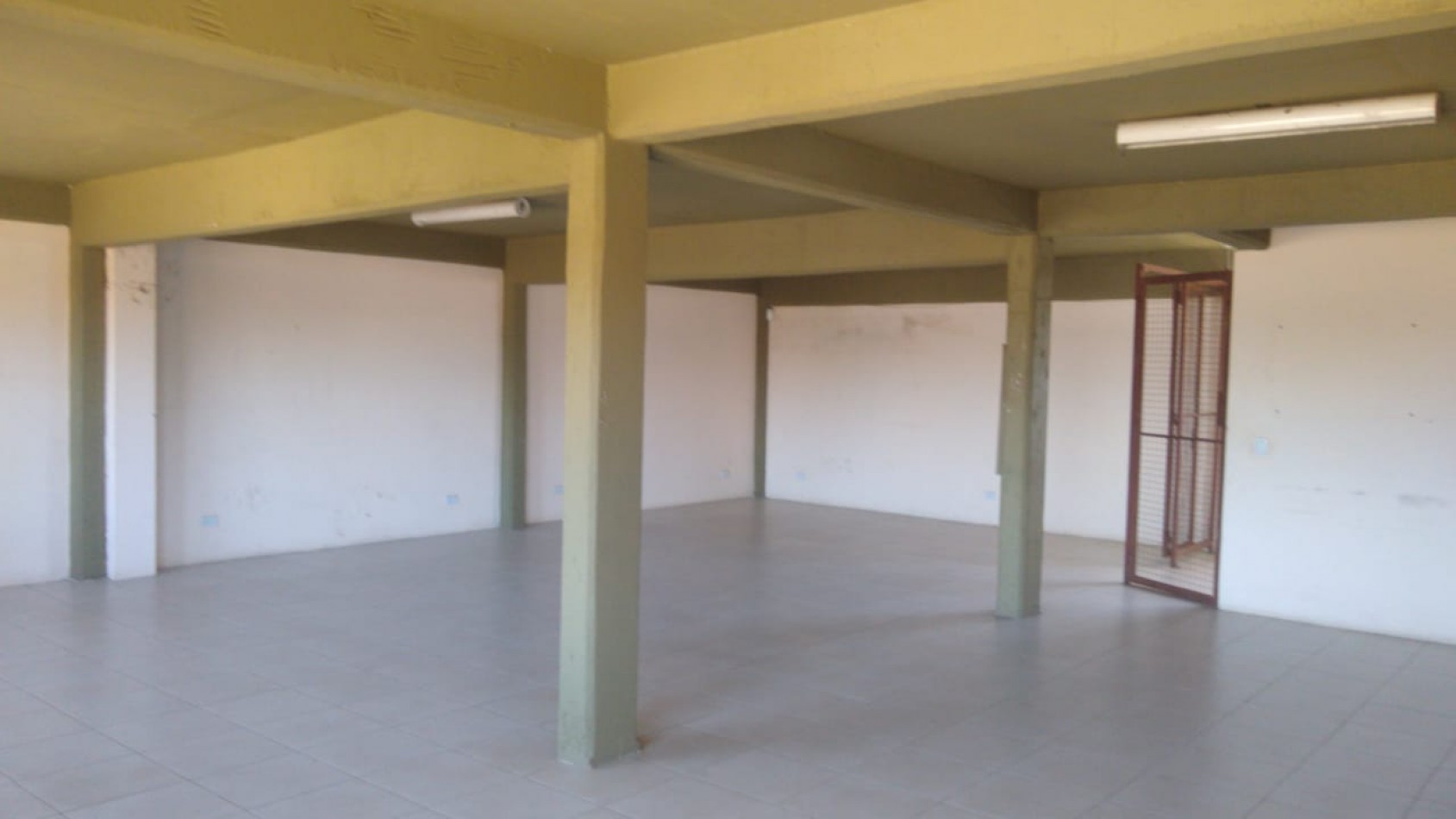 GALPON 670 M2. (JOSE C. PAZ)