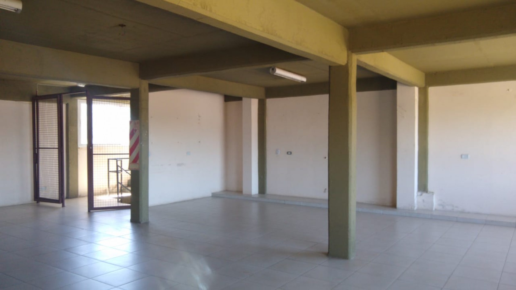 GALPON 670 M2. (JOSE C. PAZ)
