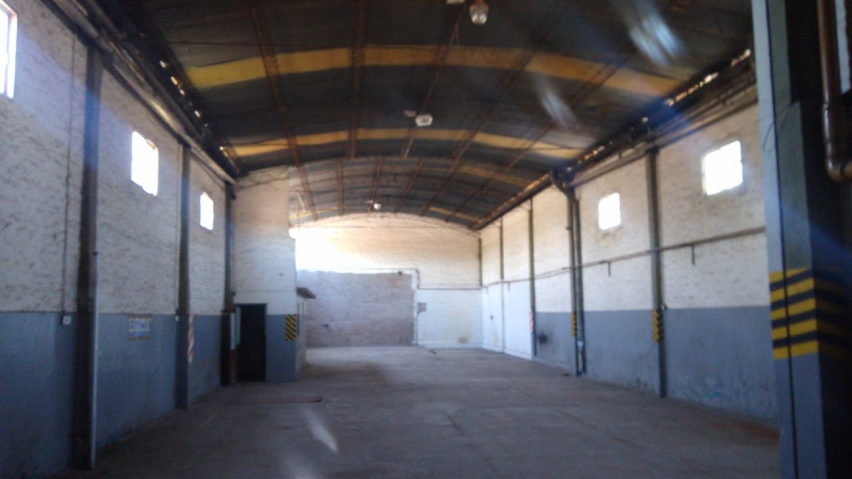 GALPON 670 M2. (JOSE C. PAZ)
