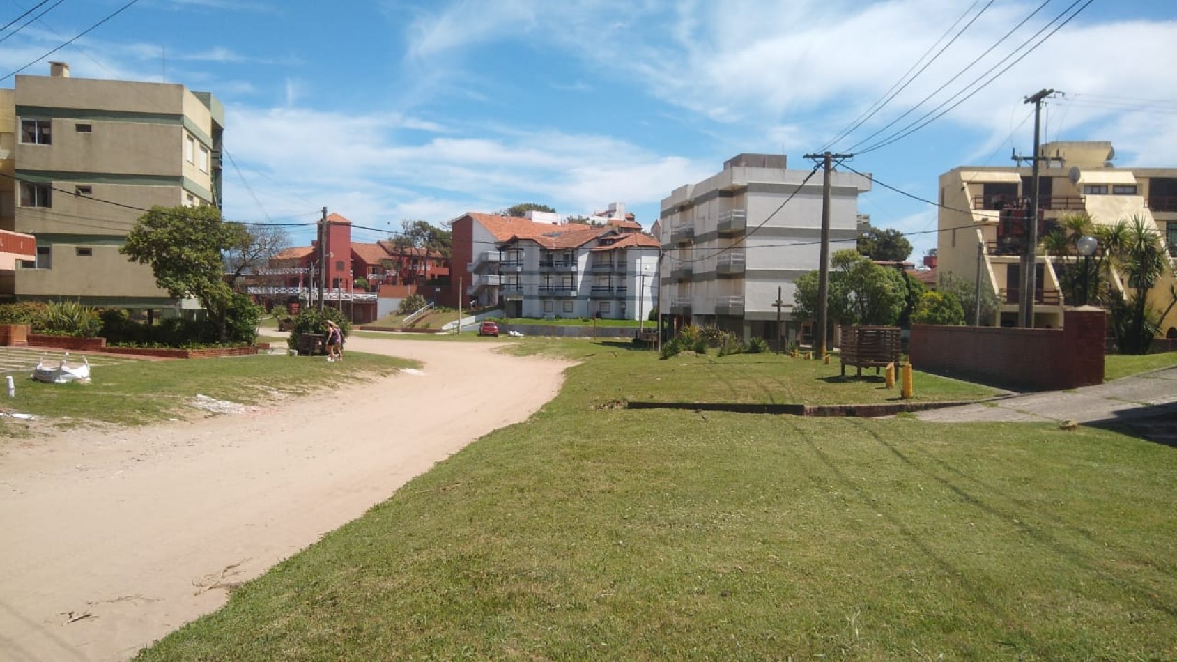 VACACIONES!!! EN VILLA GESELL DEPTO. 3 AMB. AMPLIOS