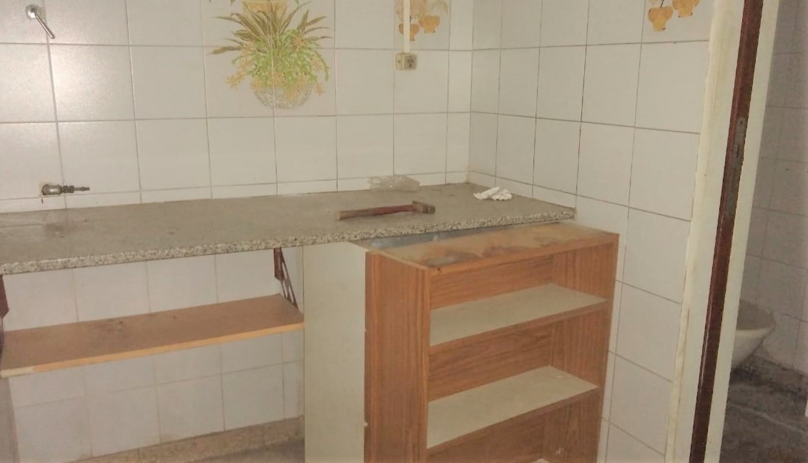 LOCAL 100 M2 (CTRO. SAN MIGUEL) FTE. A LA PLAZA