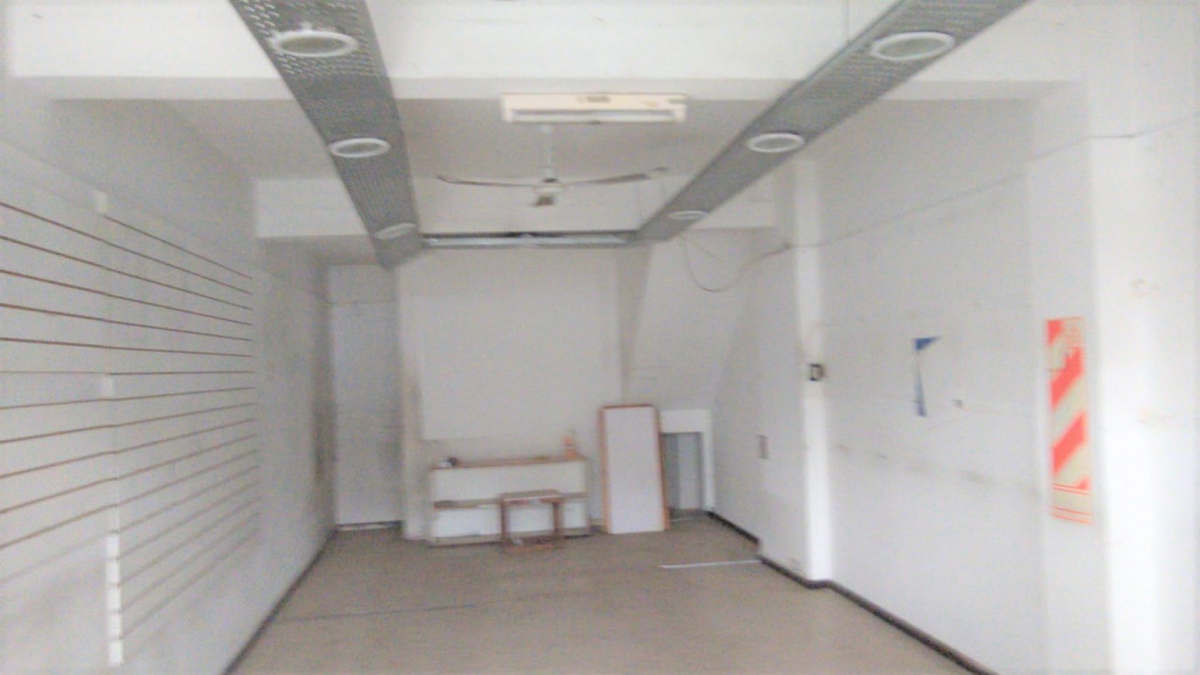 LOCAL 100 M2 (CTRO. SAN MIGUEL) FTE. A LA PLAZA