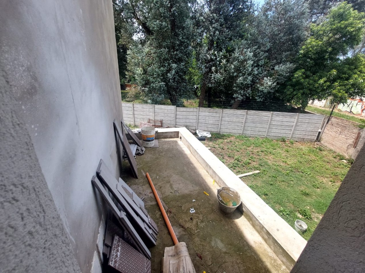 CASA 4 AMB. DOS PLANTAS EN CONSTRUCCION (BARRIO CERRADO MAGNA)