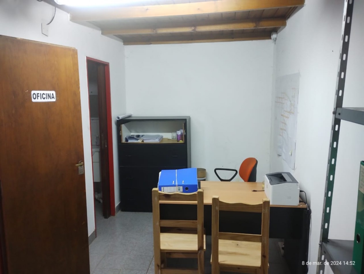 GALPON 290 M2. VILLA DE MAYO