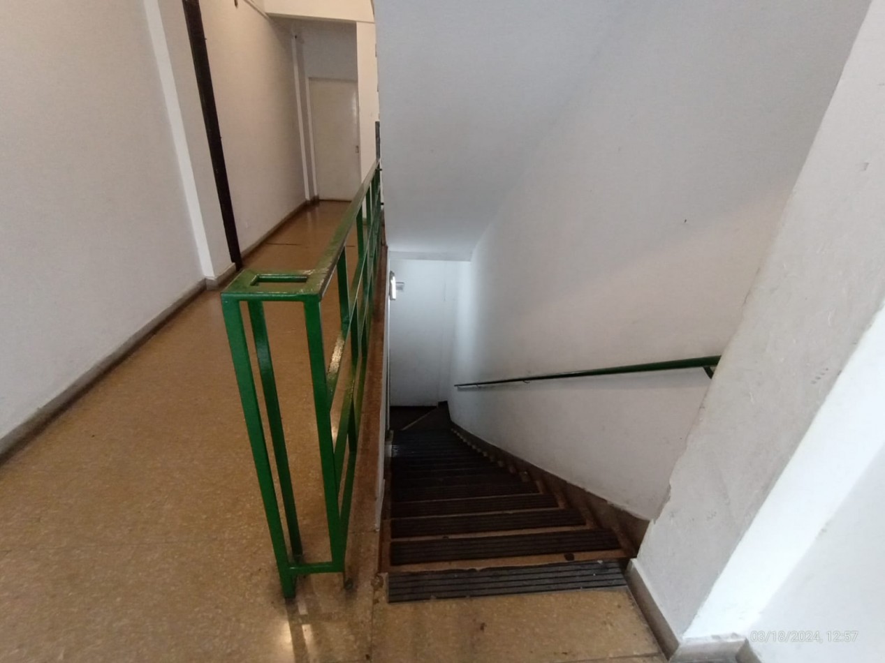 IMPORTANTE SEMIPISO 350 M2. AV. PTE. PERON FTE. A LA PLAZA SAN MIGUEL