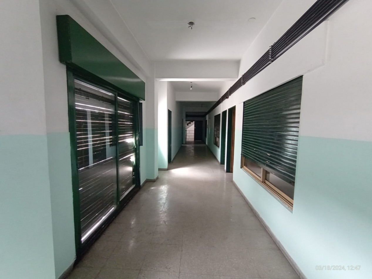 IMPORTANTE SEMIPISO 350 M2. AV. PTE. PERON FTE. A LA PLAZA SAN MIGUEL