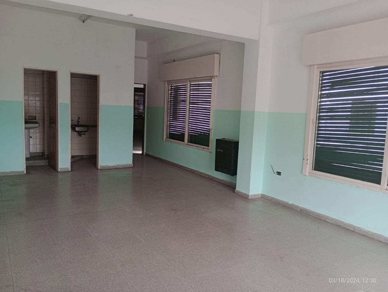 IMPORTANTE SEMIPISO 350 M2. AV. PTE. PERON FTE. A LA PLAZA SAN MIGUEL