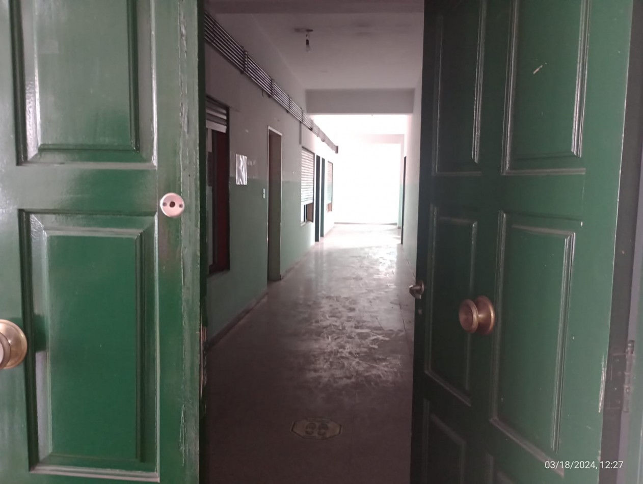 IMPORTANTE SEMIPISO 350 M2. AV. PTE. PERON FTE. A LA PLAZA SAN MIGUEL