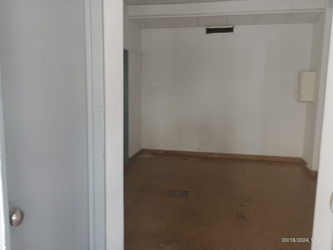 PREDIO DE 120 M2. CENTRO SAN MIGUEL AV. PTE. PERON FTE. A LA PLAZA