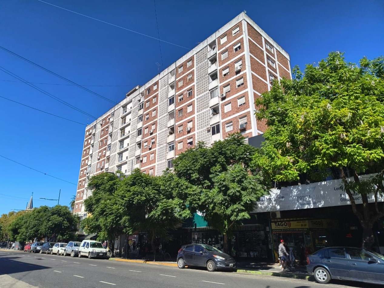 DEPARTAMENTO 4 AMB. C/ BALCON (CTRO. SAN MIGUEL)
