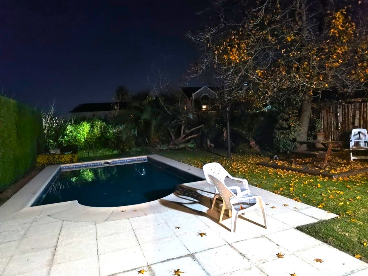 CASA 4 AMB. C/PISCINA Y PARQUE (COUNTRY CLUB ARANJUEZ) ESCOBAR