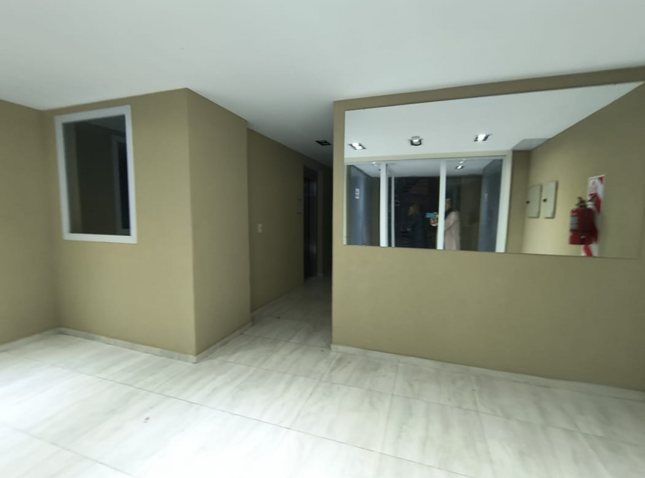 EDIFICIO 2 AM/ A ESTRENAR C/ BALCON Y COCHERA