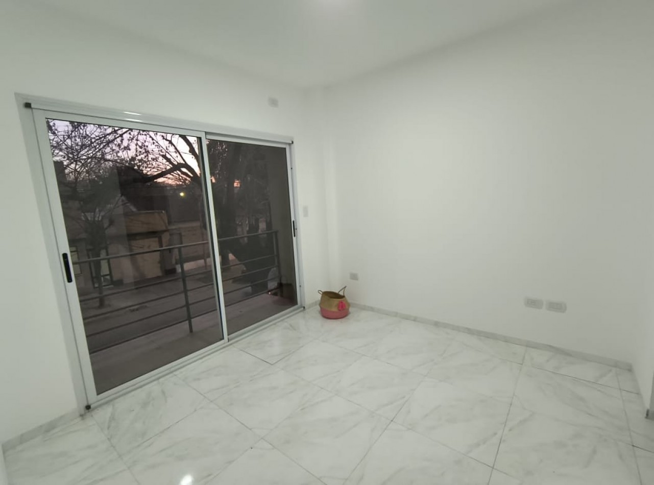 EDIFICIO 2 AM/ A ESTRENAR C/ BALCON Y COCHERA