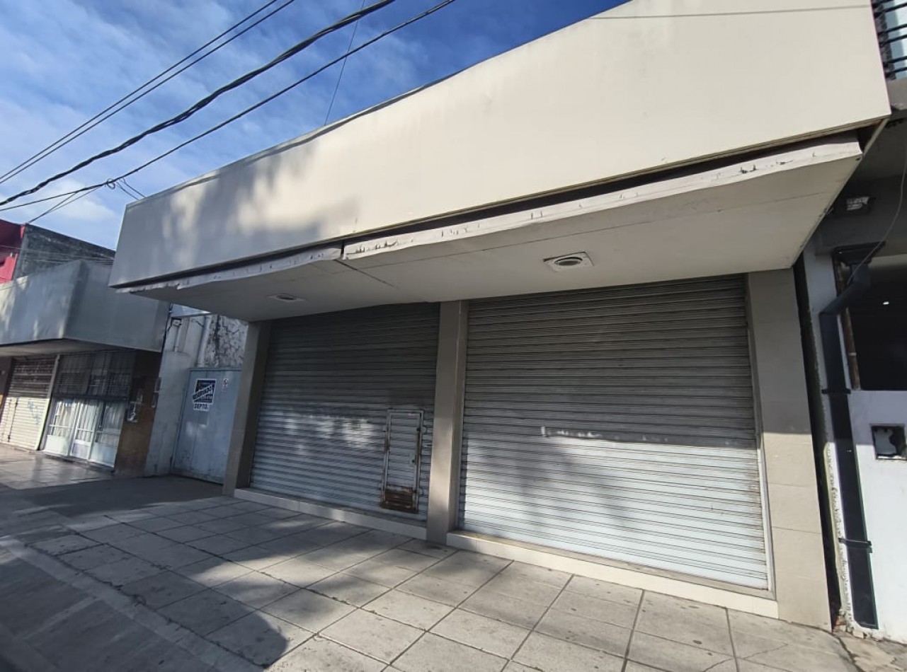 LOCAL COMERCIAL 70M2 CON DEPOSITO DE 10M2 (VILLA DE MAYO)