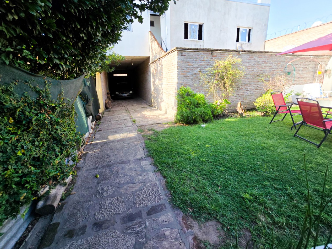 PH 4 AMBIENTES C/ GARAGE/ PILETA Y JARDIN