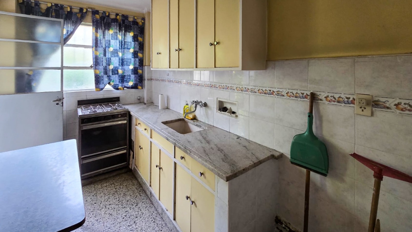 CHALET 4 AMB. C/ QUINCHO Y PARQUE