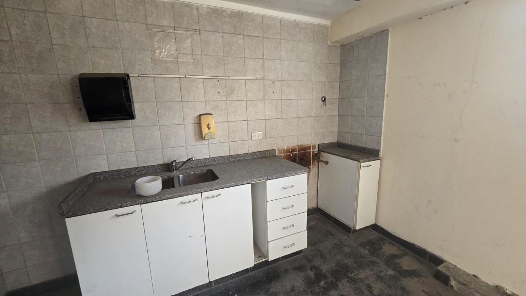 GALPON 2500 M2 