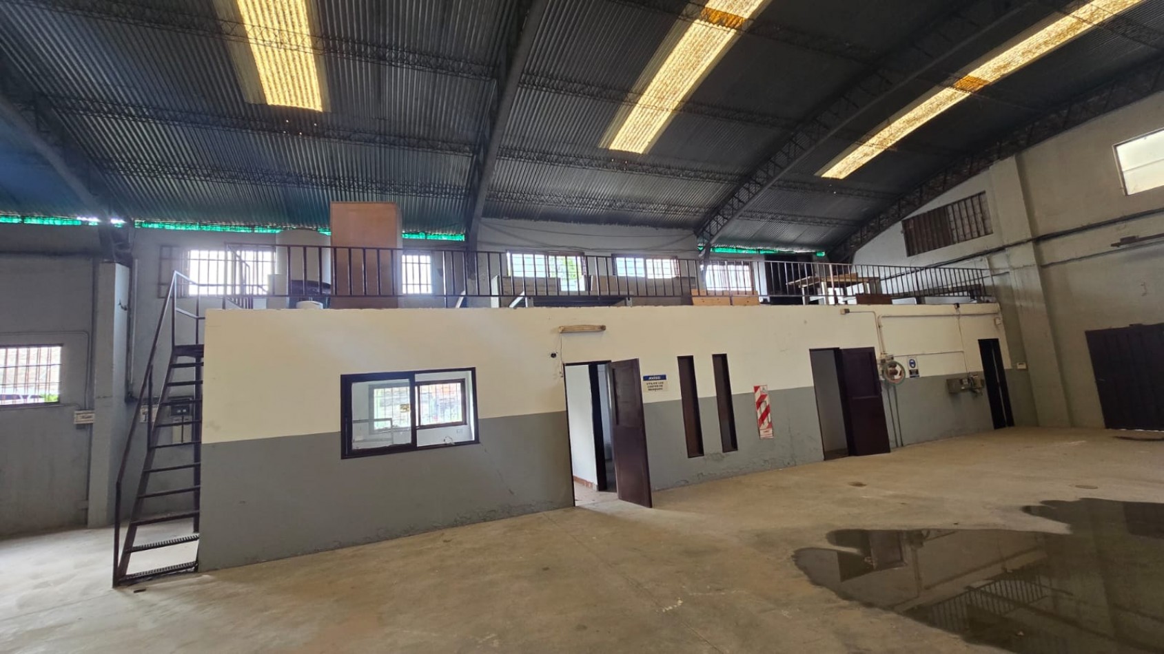 GALPON 600 M2