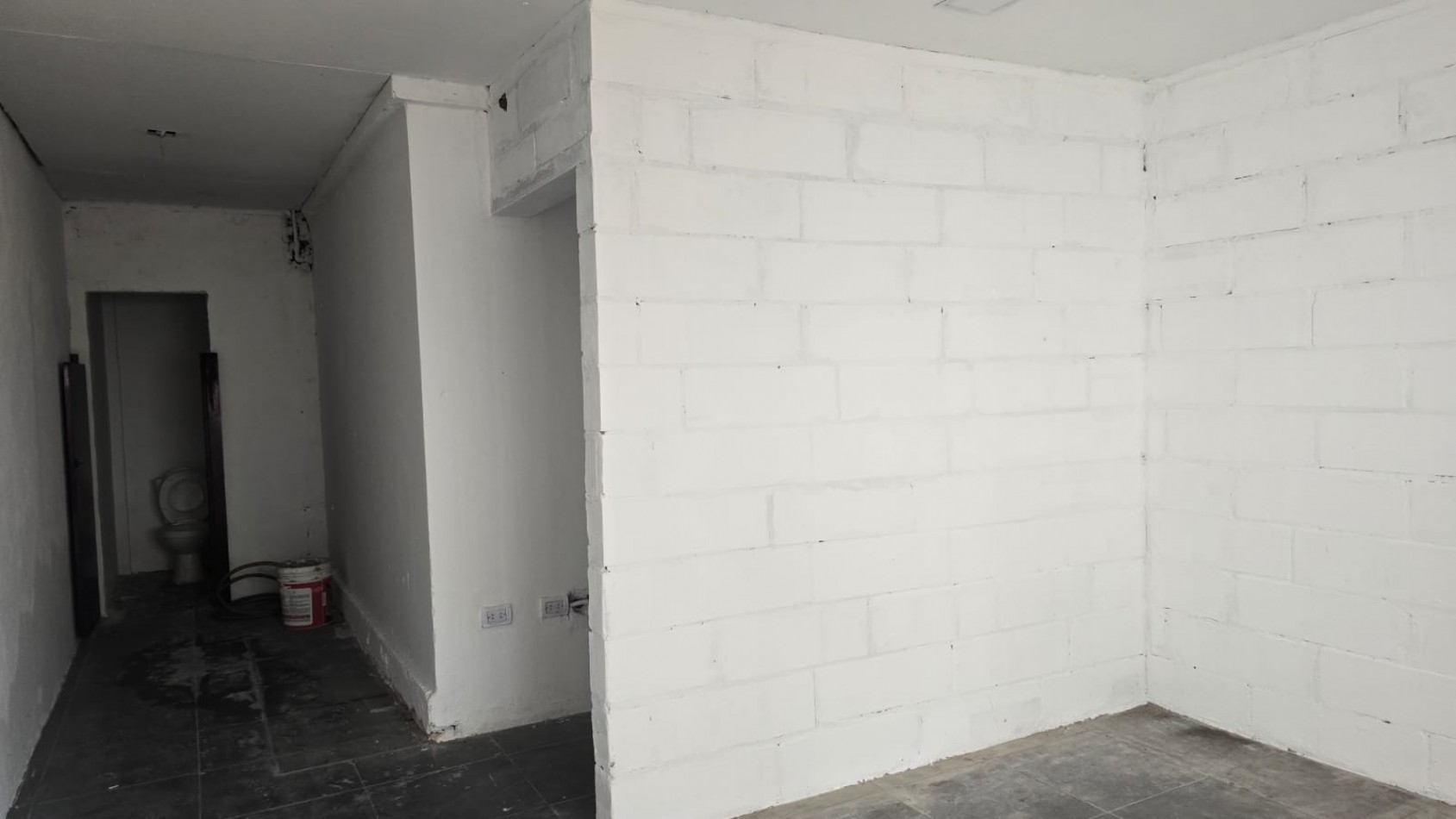 GALPON 1400 M2