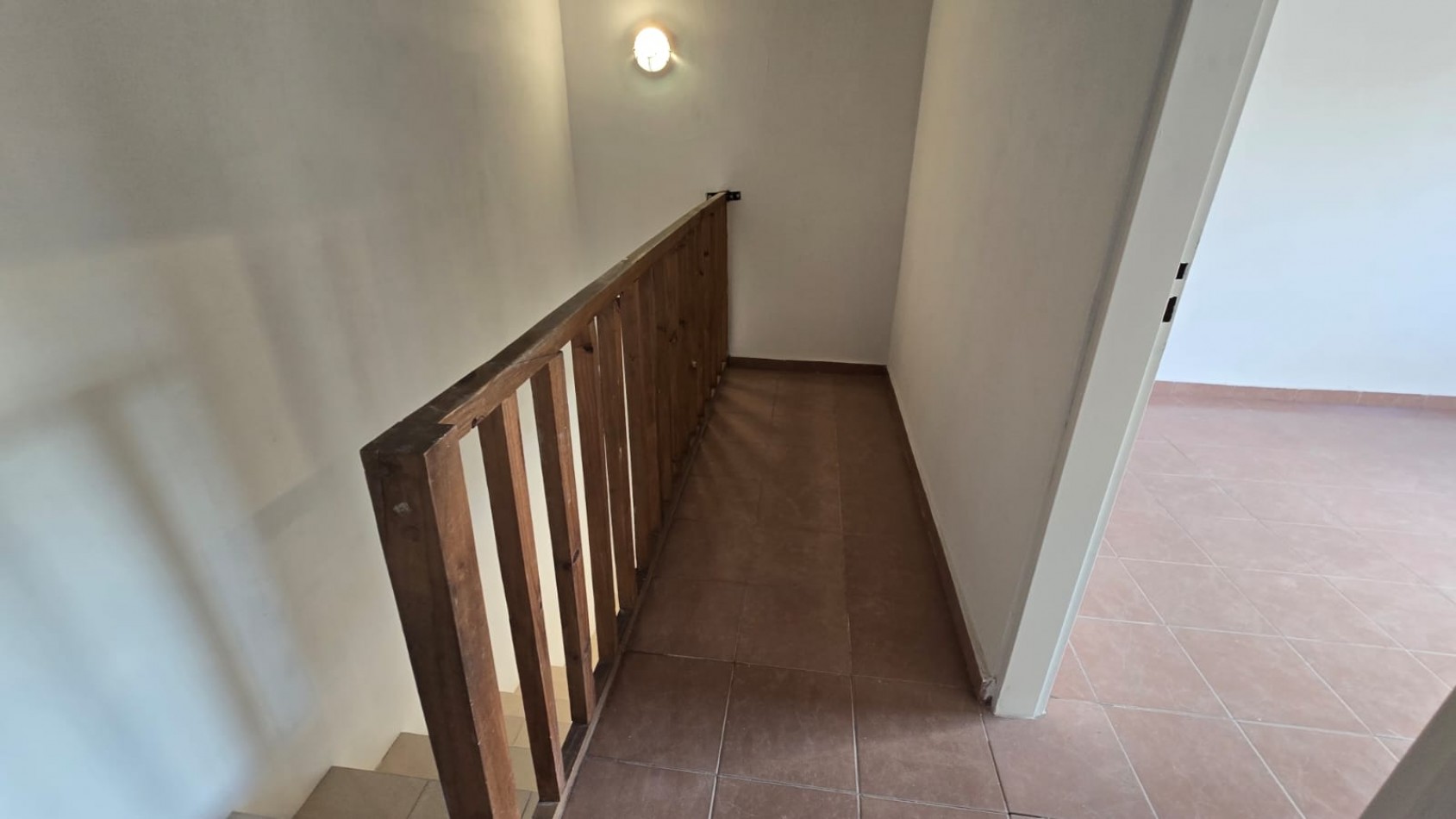DUPLEX 3 AMB. AMPLIO C/ PATIO Y GARAGE