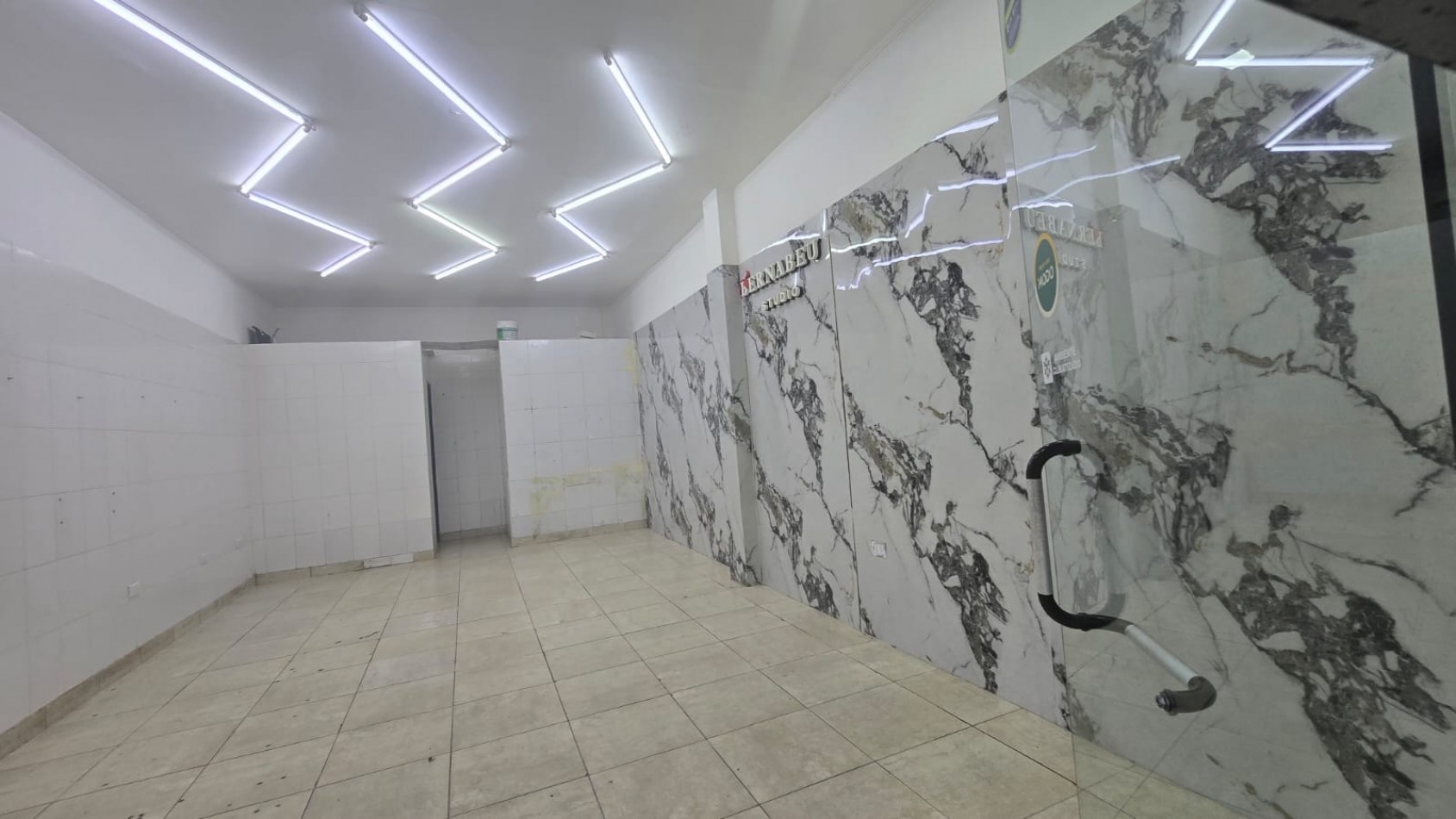 LOCAL 40M2