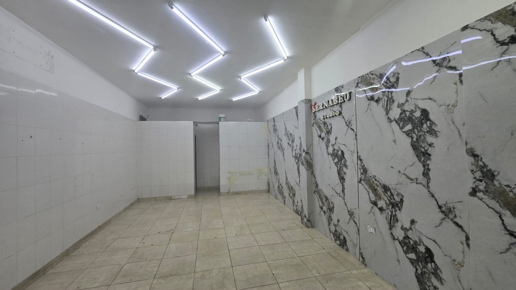 LOCAL 40M2