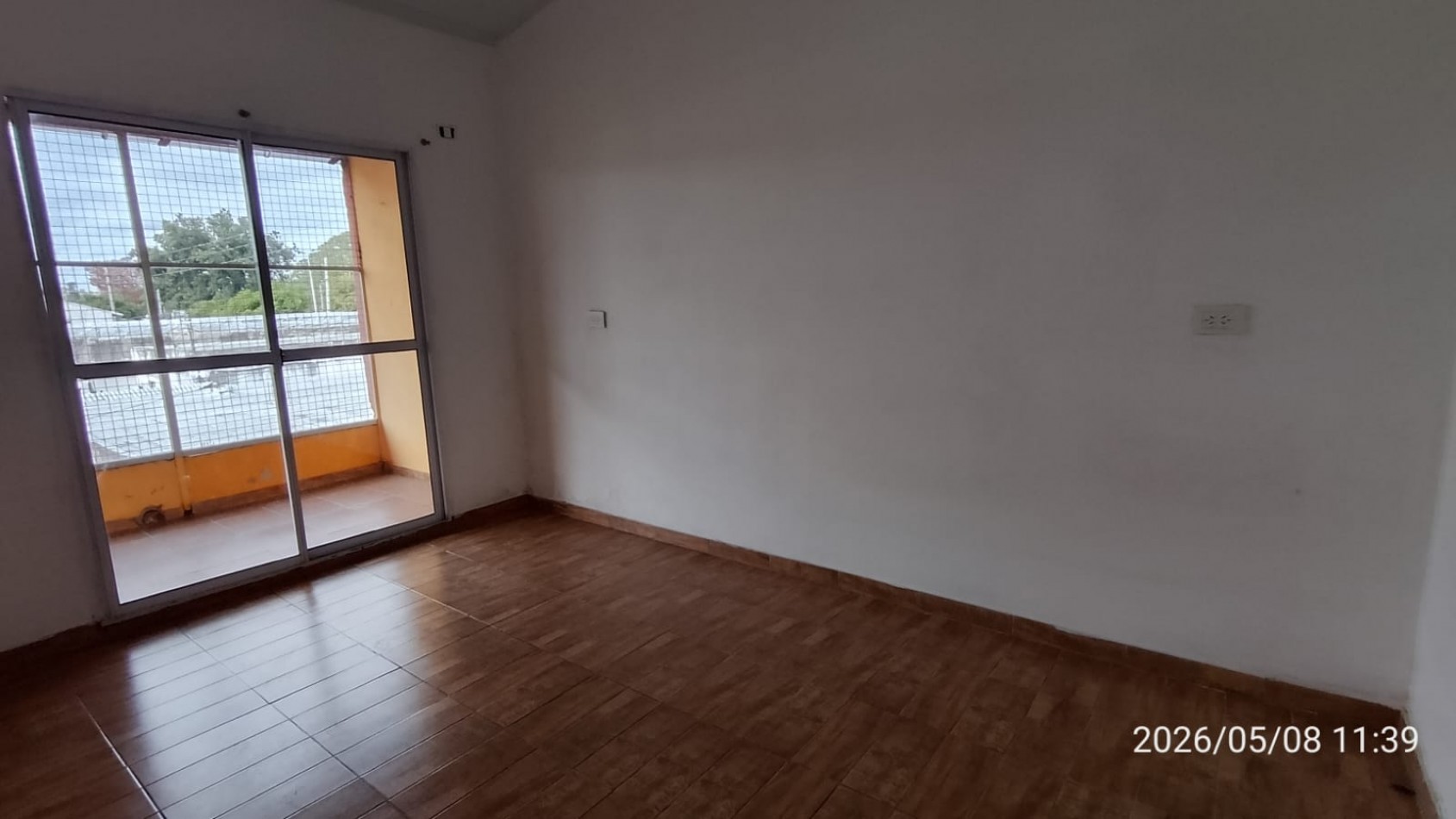 DEPARTAMENTO 3 AMB. C/ BALCON 