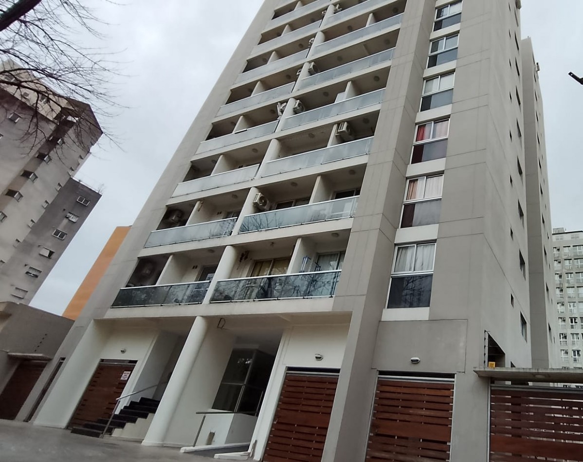 DPTO 3 AMB. C/ COCHERA Y BALCON 