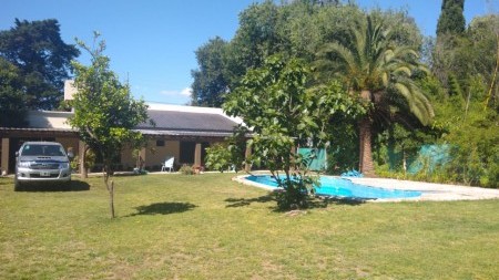 RETASADA!! CASA QUINTA 4 AMB. PARQUE- PISCINA- B° LOS CEDROS