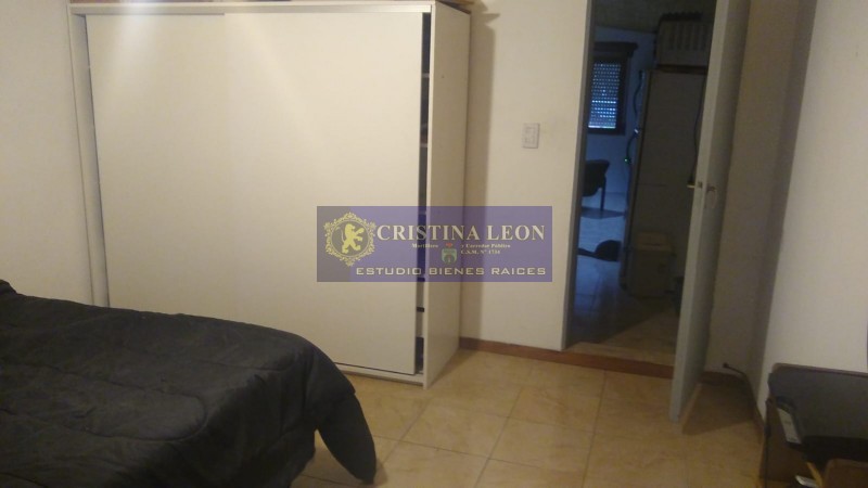 CASA 5 AMB. C/GARAGE P/2 AUTOS /PARQUE