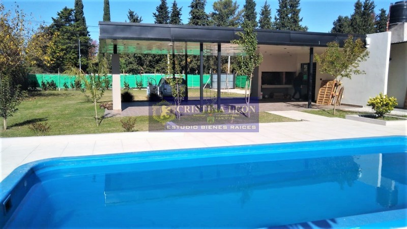 PREDIO DE 1750 M2