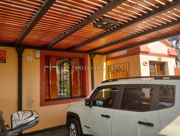 PROPIEDAD 4 AMBIENTES C/PISCINA/ DOBLE COCHERA