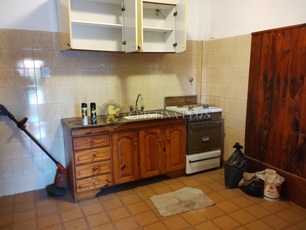 CASA AMERICANA 3 AMB. C/ LOCAL Y P.H AL FONDO