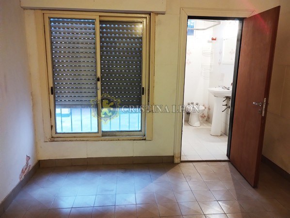 CASA AMERICANA 3 AMB. C/ LOCAL Y P.H AL FONDO