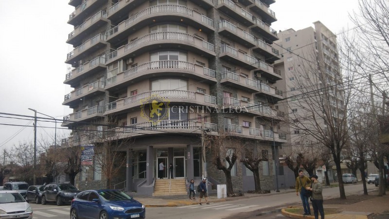 IMPECABLE MONOAMBIENTE C/ BALCON (EDIFICIO IMPERIO) PISCINA/SUM