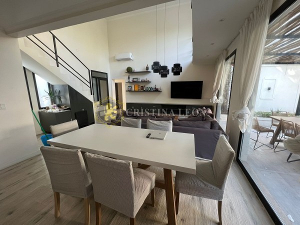CASA 4 AMB. C/ JARDIN Y PILETA (COUNTRY C.U.B.A)
