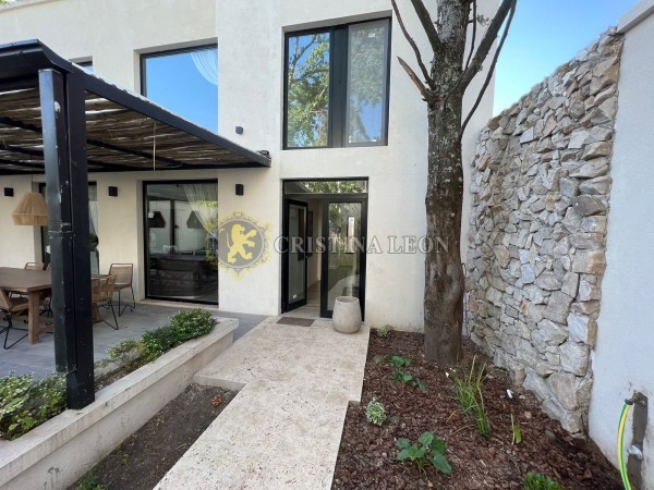 CASA 4 AMB. C/ JARDIN Y PILETA (COUNTRY C.U.B.A)