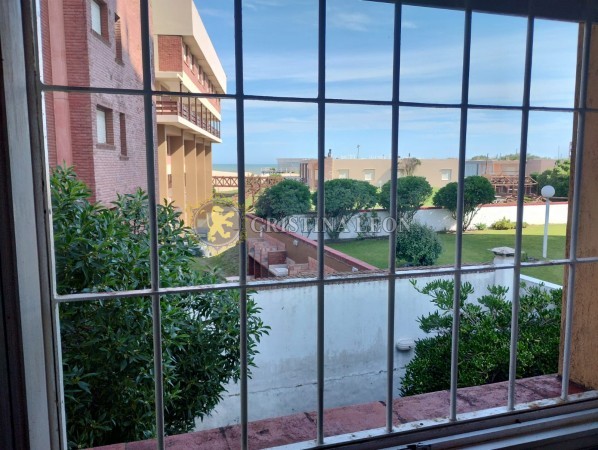 DOS DUPLEX 4 AMB. C/U LOTE 425 M2. OPORTUNIDAD COSTA ATLANTICA, VILLA GESELL
