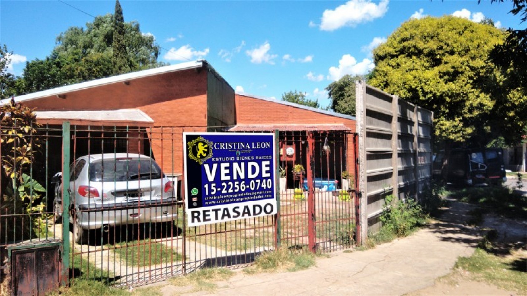 CASA 4 AMB. C/COCHERA Y JARDIN. (LOS POLVORINES)