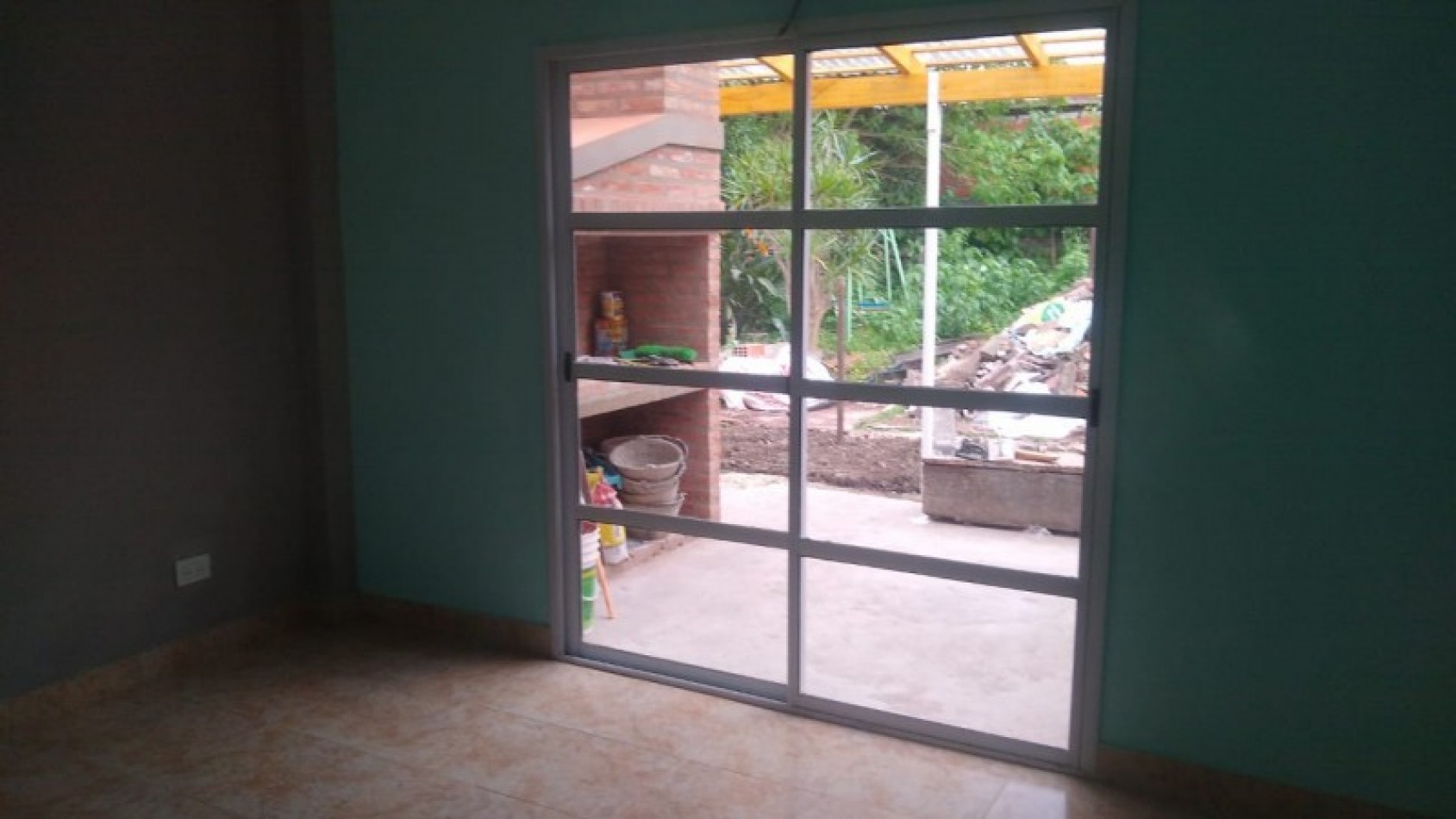 DEPARTAMENTO 2 AMBIENTES PLANTA BAJA C/ PATIO Y PARRILLA