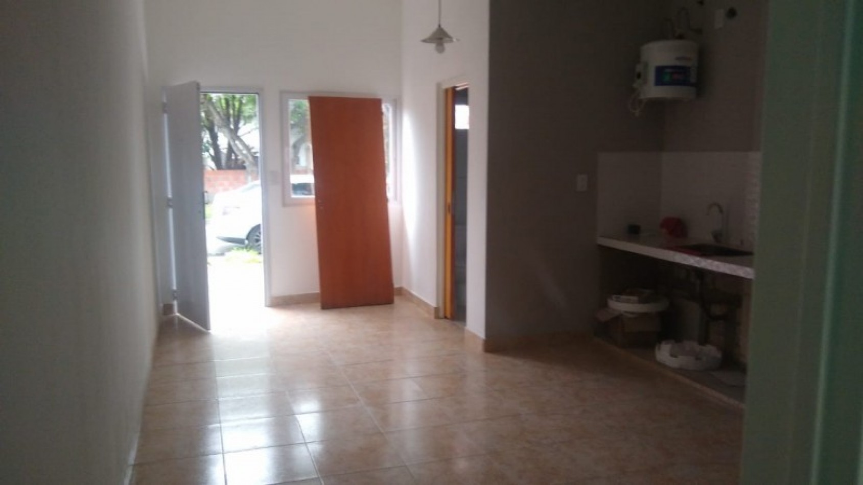 DEPARTAMENTO 2 AMBIENTES PLANTA BAJA C/ PATIO Y PARRILLA