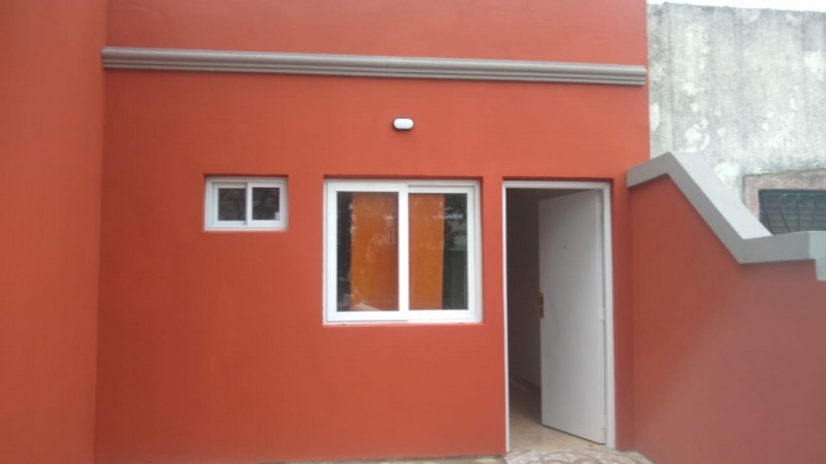 DEPARTAMENTO 2 AMBIENTES PLANTA BAJA C/ PATIO Y PARRILLA