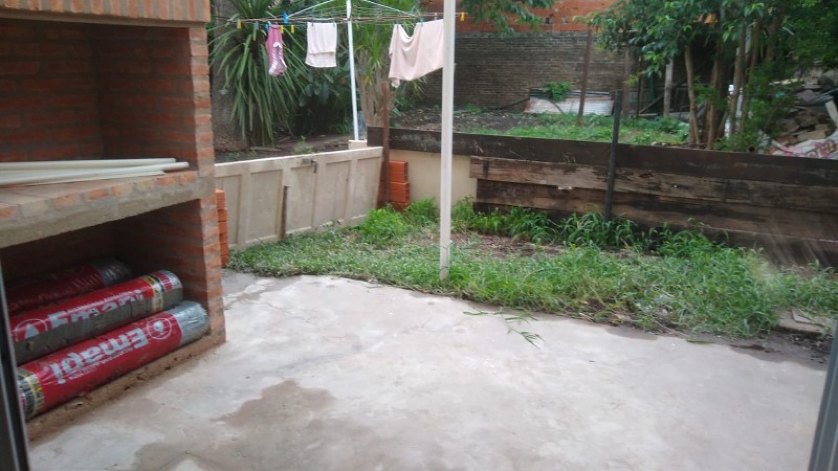 DEPARTAMENTO 2 AMBIENTES PLANTA BAJA C/ PATIO Y PARRILLA