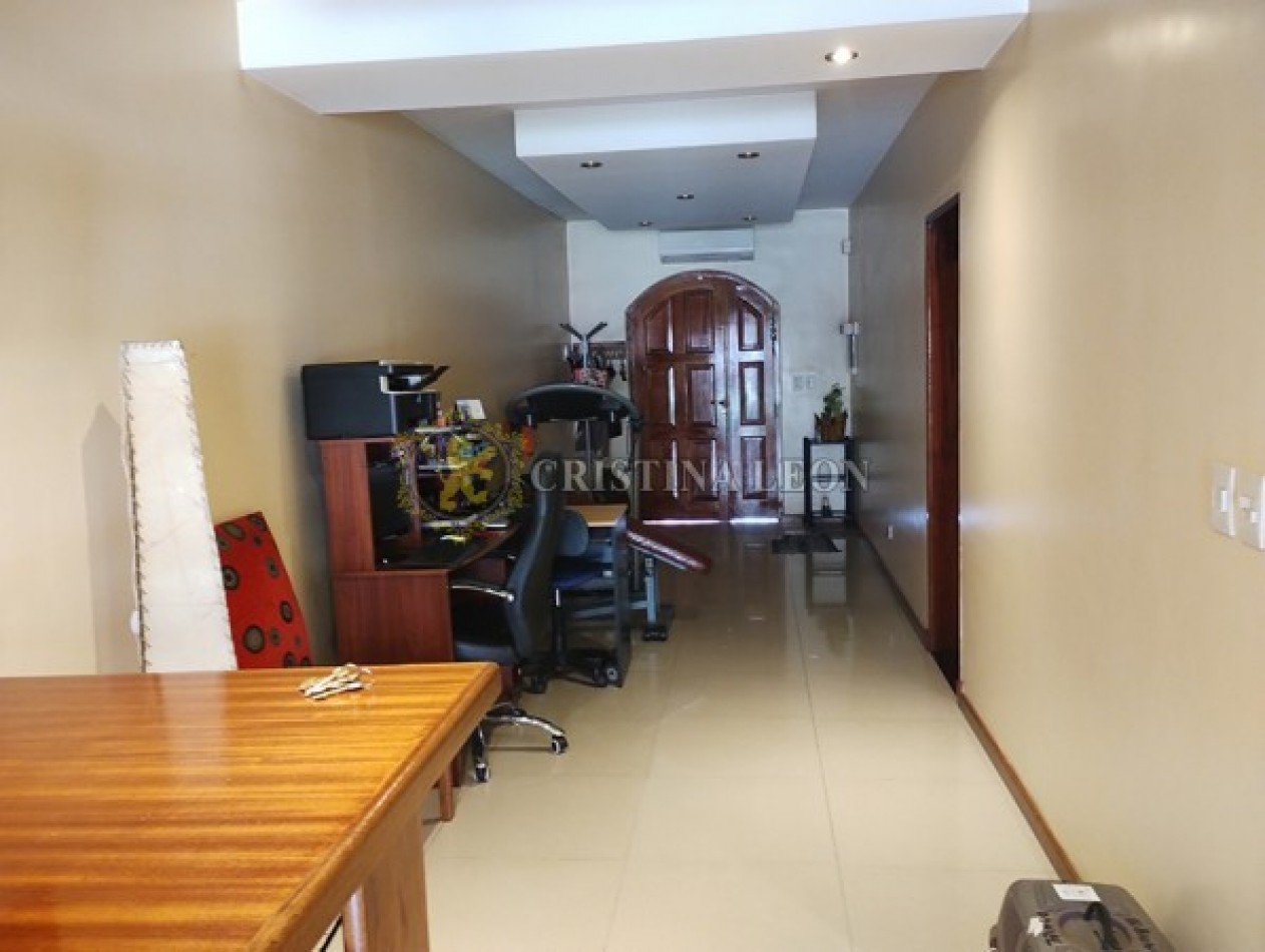 OPORTUNIDAD!!! PROPIEDAD 4 AMBIENTES C/PISCINA/ DOBLE COCHERA